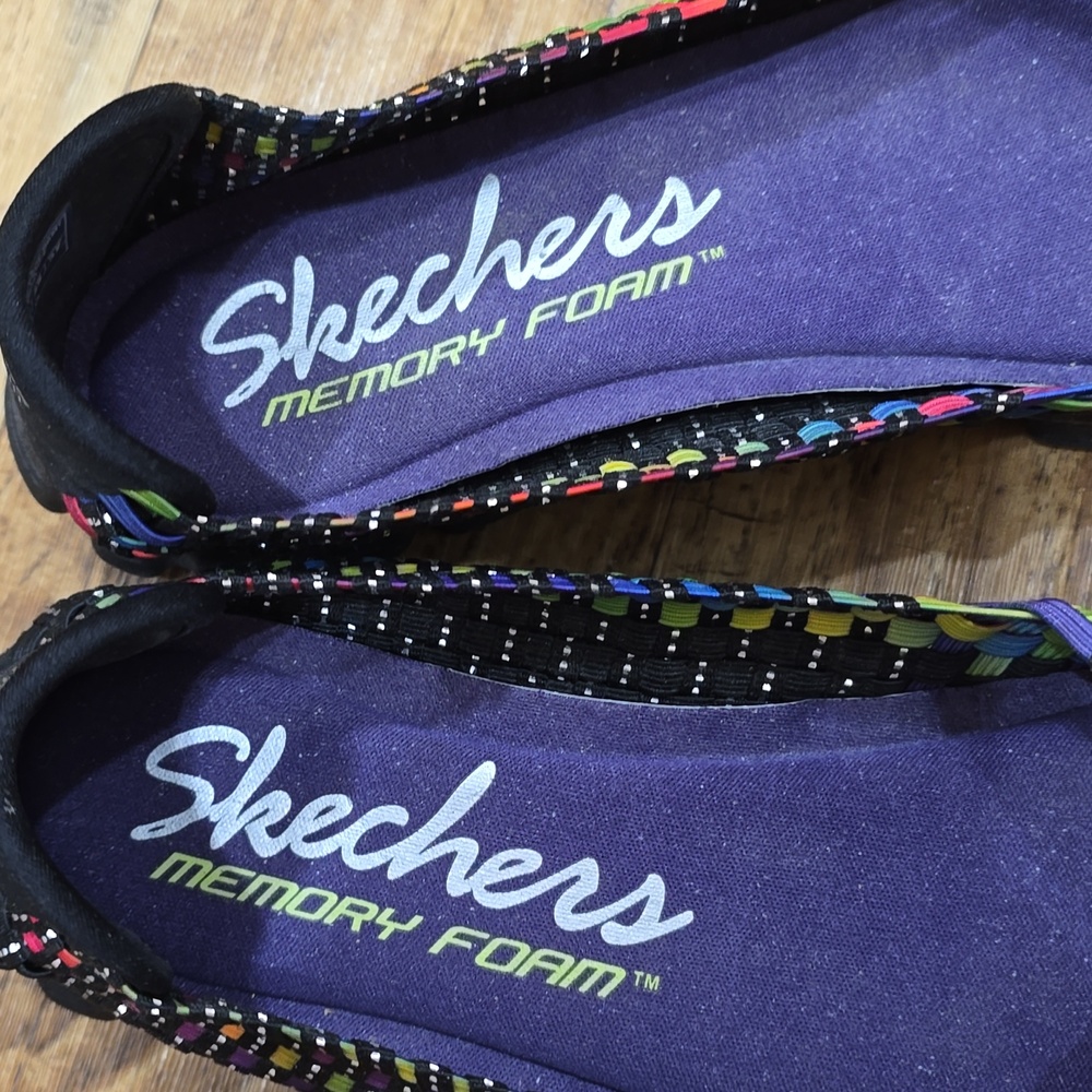 Skechers Multicolor Woven Slip-On Flats - Picture 5 of 7